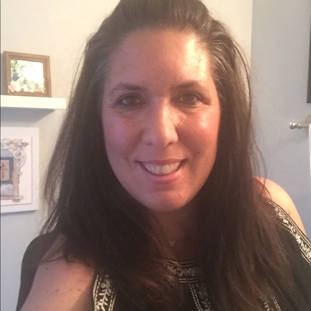 Meet your Posher, Daniella